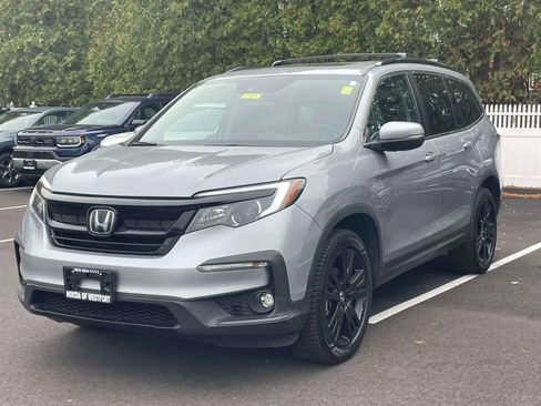 Certified 2022 Honda Pilot Special Edition image 3