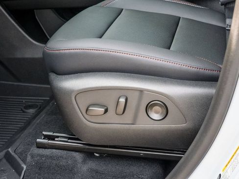 New 2026 Chevrolet Traverse Z71 w/ Enhanced Driving Package AWD/4WD image 62