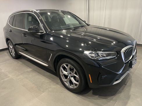 Used 2024 BMW X3 xDrive30i w/ Convenience Package AWD/4WD image 3