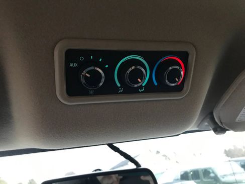 Used 2022 Chevrolet Express 2500 LS image 19