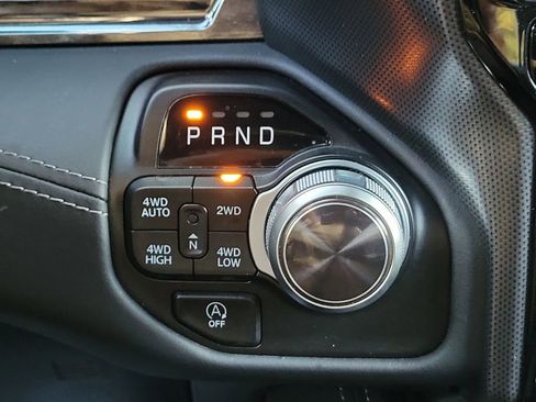 Used 2022 RAM 1500 Limited image 32