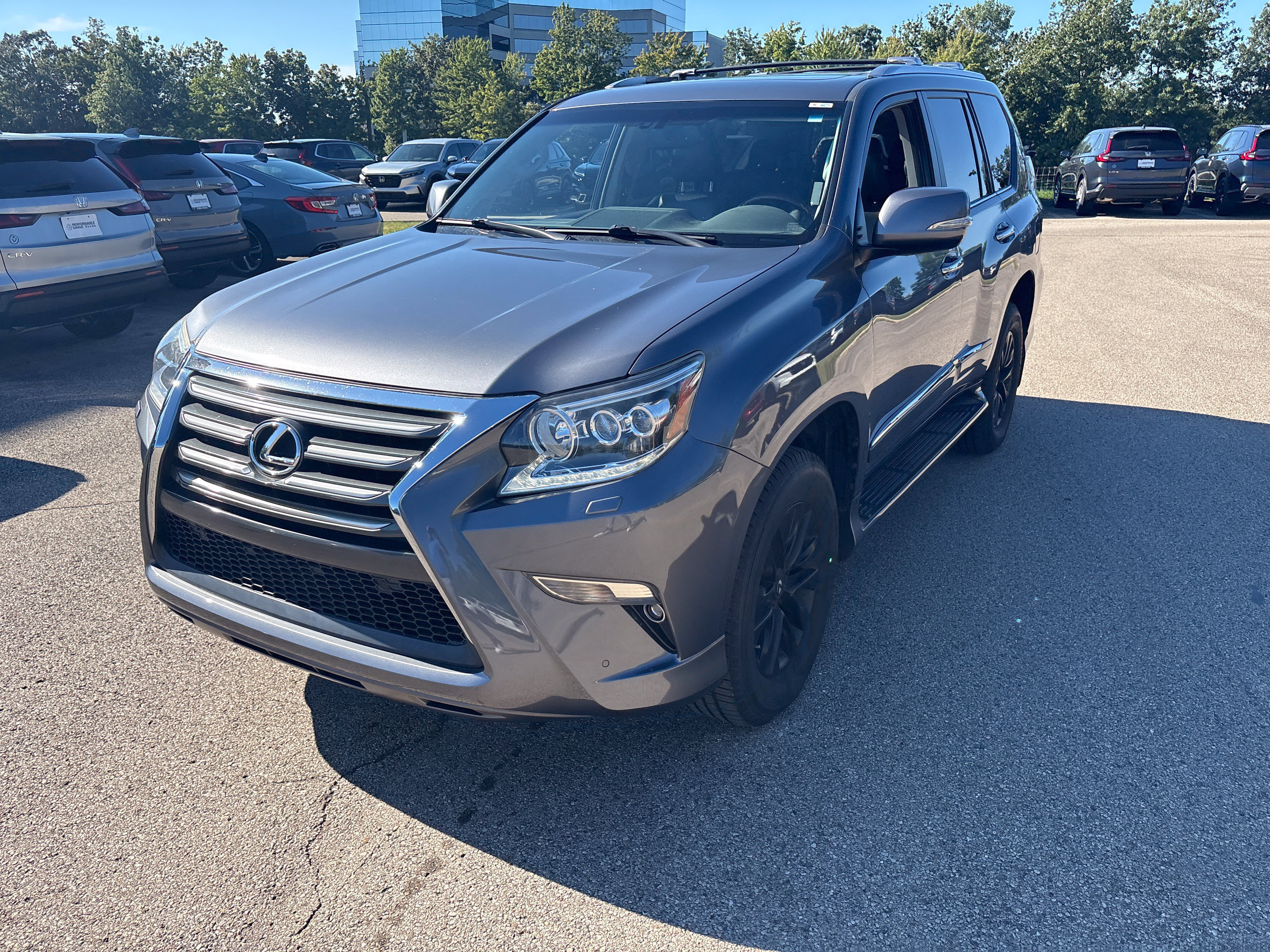 Used 2016 Lexus GX 460 w/ Premium Package AWD/4WD image 12