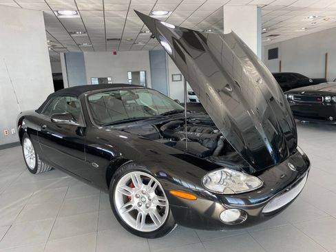Used 2002 Jaguar XK8 XK8 2dr Convertible image 39