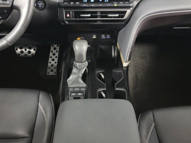 Used 2025 Toyota Camry SE FWD image 24