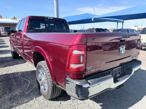 Used 2022 RAM 3500 Limited image 30