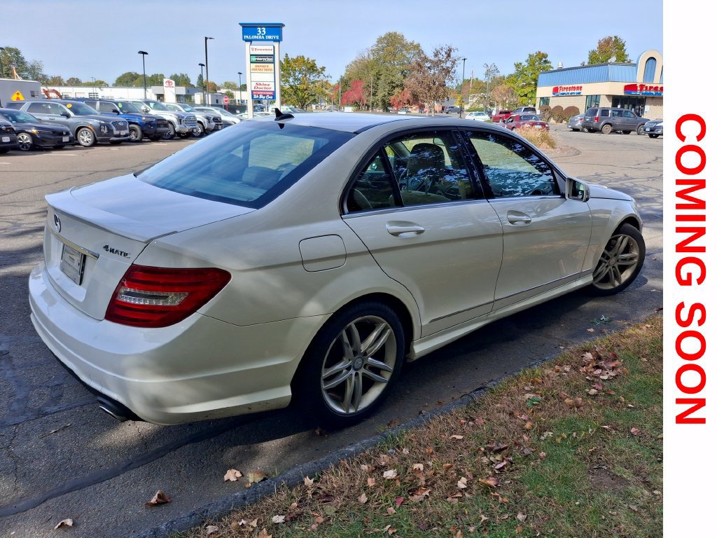 Used 2014 Mercedes-Benz C 300 4MATIC Sedan image 5