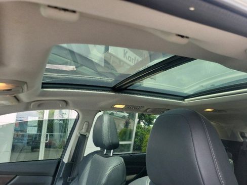 Used 2021 Subaru Ascent Touring AWD/4WD image 7