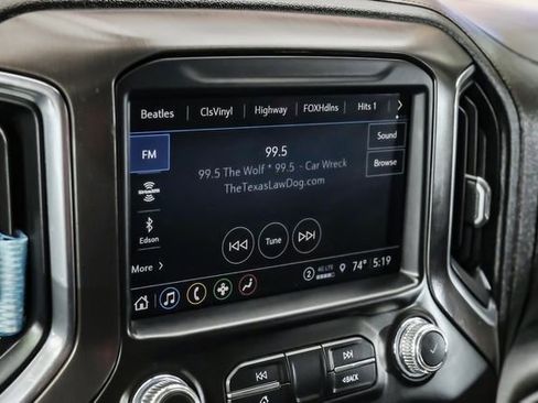 Used 2022 GMC Sierra 2500 AT4 image 23