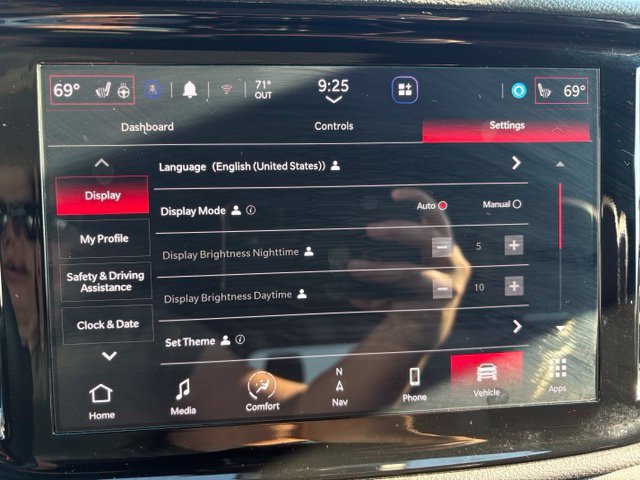 Used 2025 Dodge Durango R/T AWD/4WD image 32