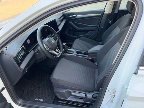 Certified 2025 Volkswagen Jetta S FWD image 12