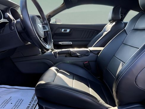 Used 2020 Ford Mustang GT Premium RWD image 14