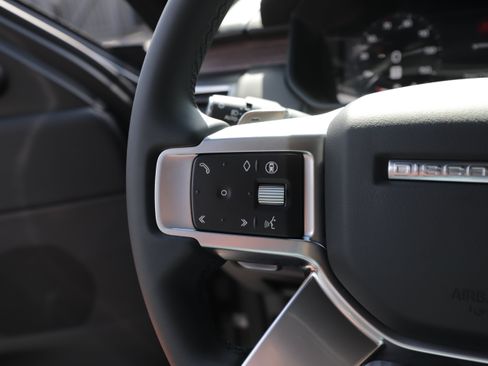 New 2026 Land Rover Discovery Dynamic SE AWD/4WD image 23