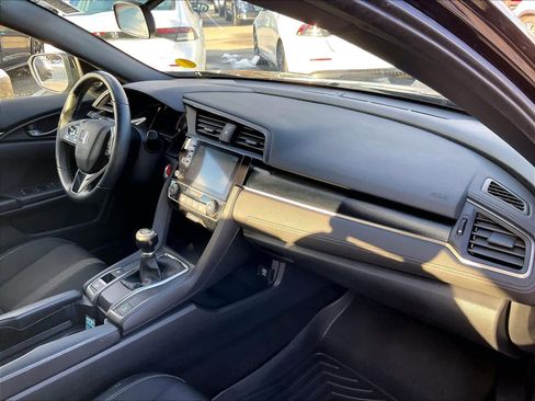 Used 2021 Honda Civic Sport image 14