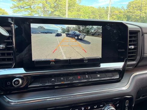 Used 2025 GMC Sierra 1500 SLT RWD image 15