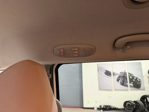 Used 2016 Kia Sedona LX FWD image 55