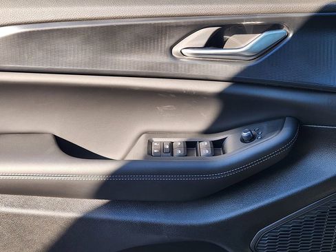 New 2026 Jeep Grand Cherokee L 2WD image 16