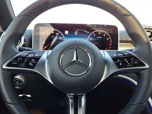 Certified 2024 Mercedes-Benz CLE 300 4MATIC Coupe image 24