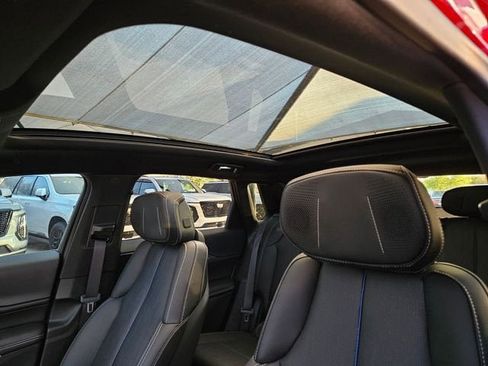 New 2025 Cadillac Lyriq Luxury image 8