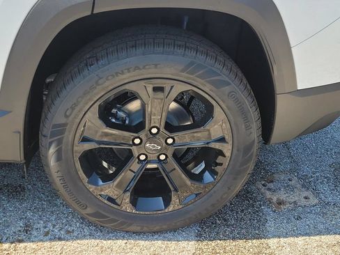 New 2026 Chevrolet Equinox LT w/ Midnight Edition FWD image 19