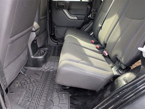 Used 2018 Jeep Wrangler Unlimited Sport S image 20