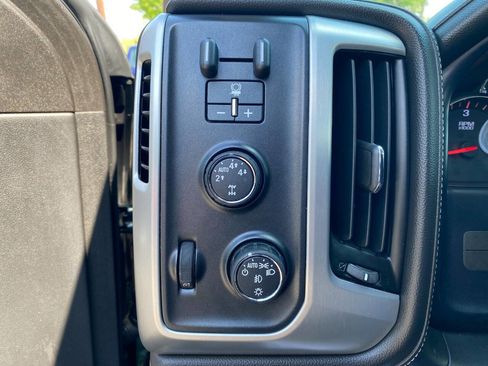 Used 2014 GMC Sierra 1500 SLT w/ Max Trailering Package AWD/4WD image 20