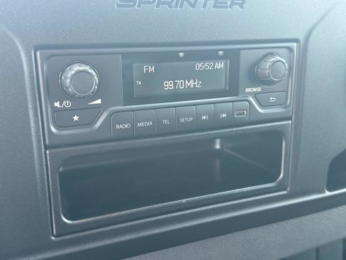 Used 2025 Mercedes-Benz Sprinter 2500 image 24