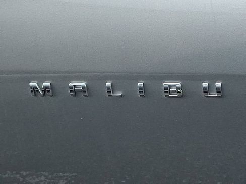 Used 2025 Chevrolet Malibu LT FWD image 7