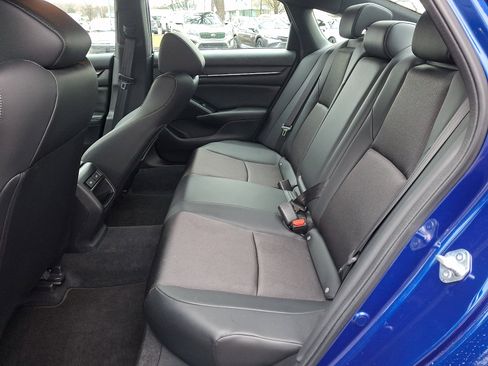 Used 2022 Honda Accord Sport image 10