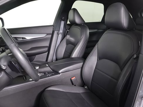 Used 2021 INFINITI QX50 Luxe w/ Appearance Package AWD/4WD image 28