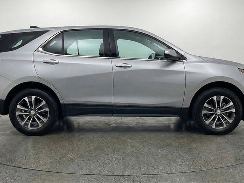 Used 2025 Chevrolet Equinox LT image 11