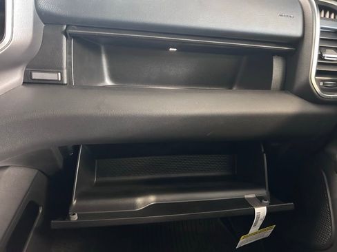 New 2026 RAM 1500 4x4 Crew Cab image 24