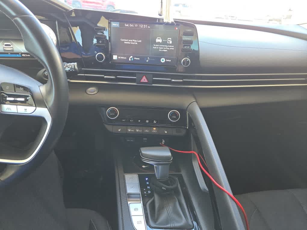 Used 2021 Hyundai Elantra SEL w/ Convenience Package FWD image 27