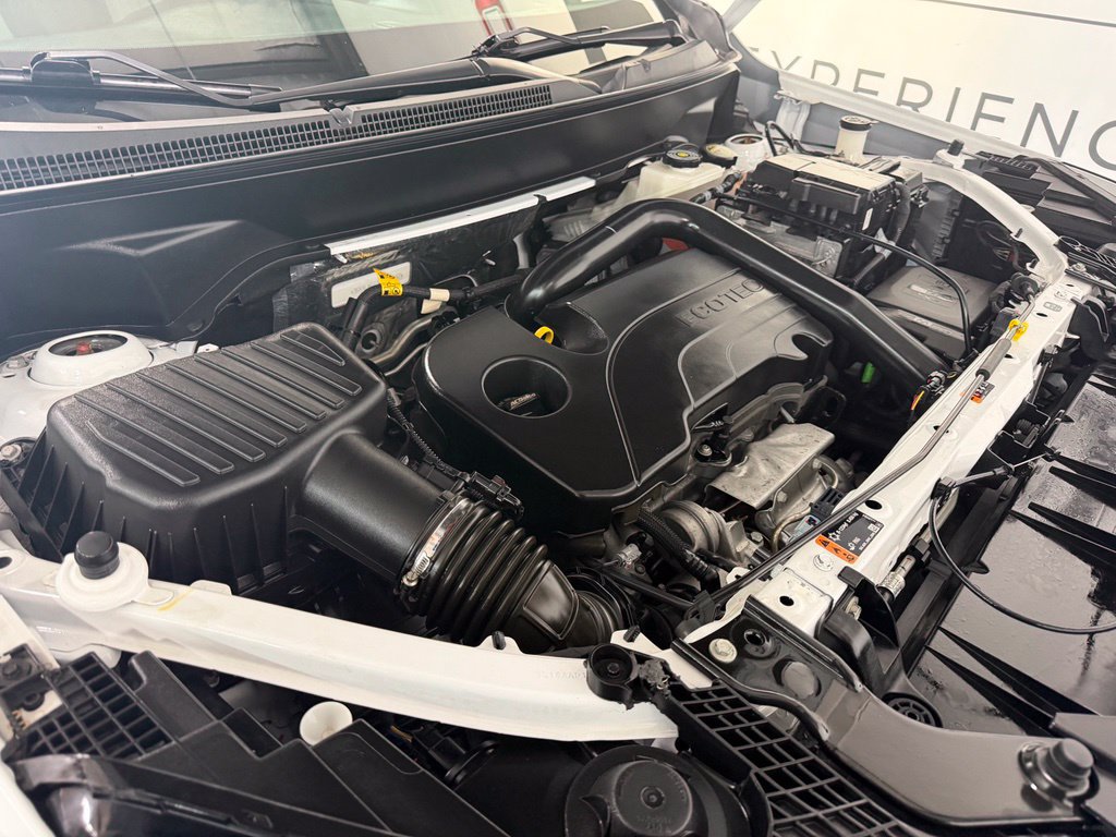 Used 2024 GMC Terrain SLE FWD image 7