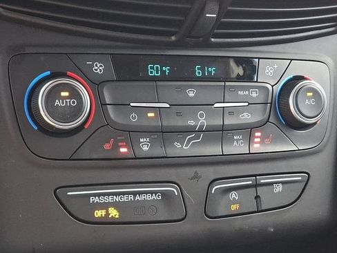 Used 2017 Ford Escape Titanium AWD/4WD image 17
