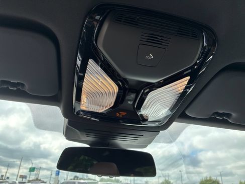New 2027 BMW X6 M60i AWD/4WD image 16