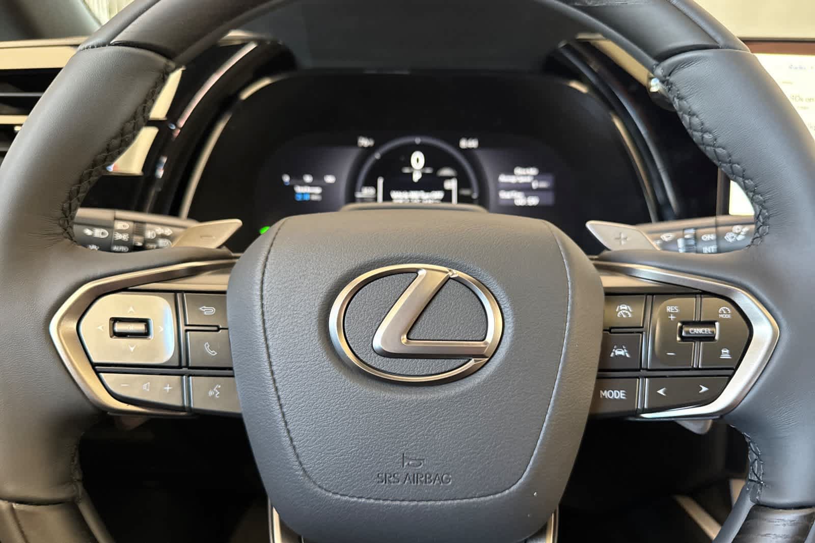 New 2026 Lexus RX 350h AWD/4WD image 25