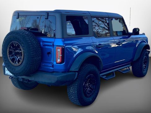 Used 2023 Ford Bronco Wildtrak image 14