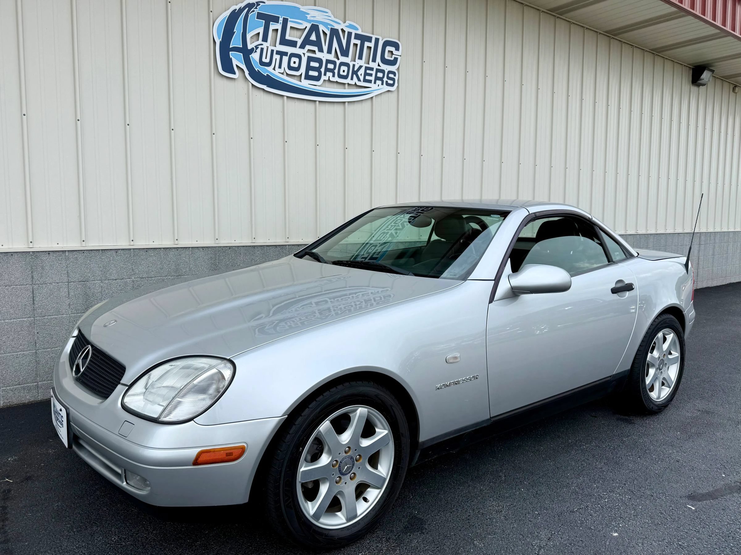 Used 1999 Mercedes-Benz SLK 230 image 1