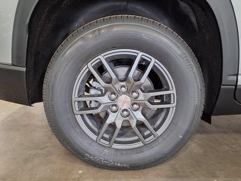Used 2026 GMC Acadia Elevation FWD image 5