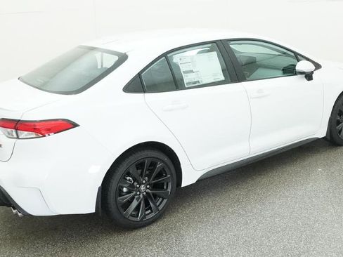 New 2026 Toyota Corolla SE image 4