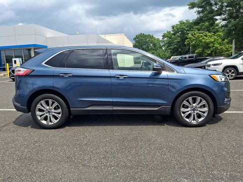 Used 2019 Ford Edge Titanium w/ Cold Weather Package AWD/4WD image 10