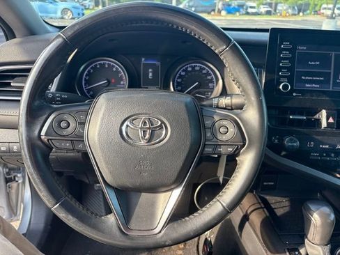 Used 2023 Toyota Camry SE FWD image 22