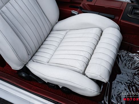 Used 1990 Ford Mustang GT image 28