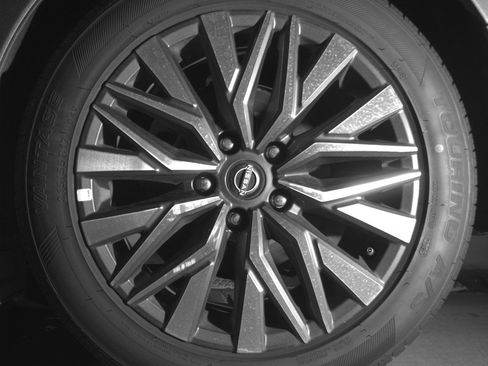 Used 2025 Nissan Altima 2.5 SV image 14