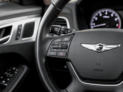 Used 2017 Genesis G80 3.8 w/ Option Group 03 image 19