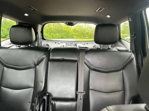 Used 2023 Cadillac XT6 Premium Luxury AWD/4WD image 31