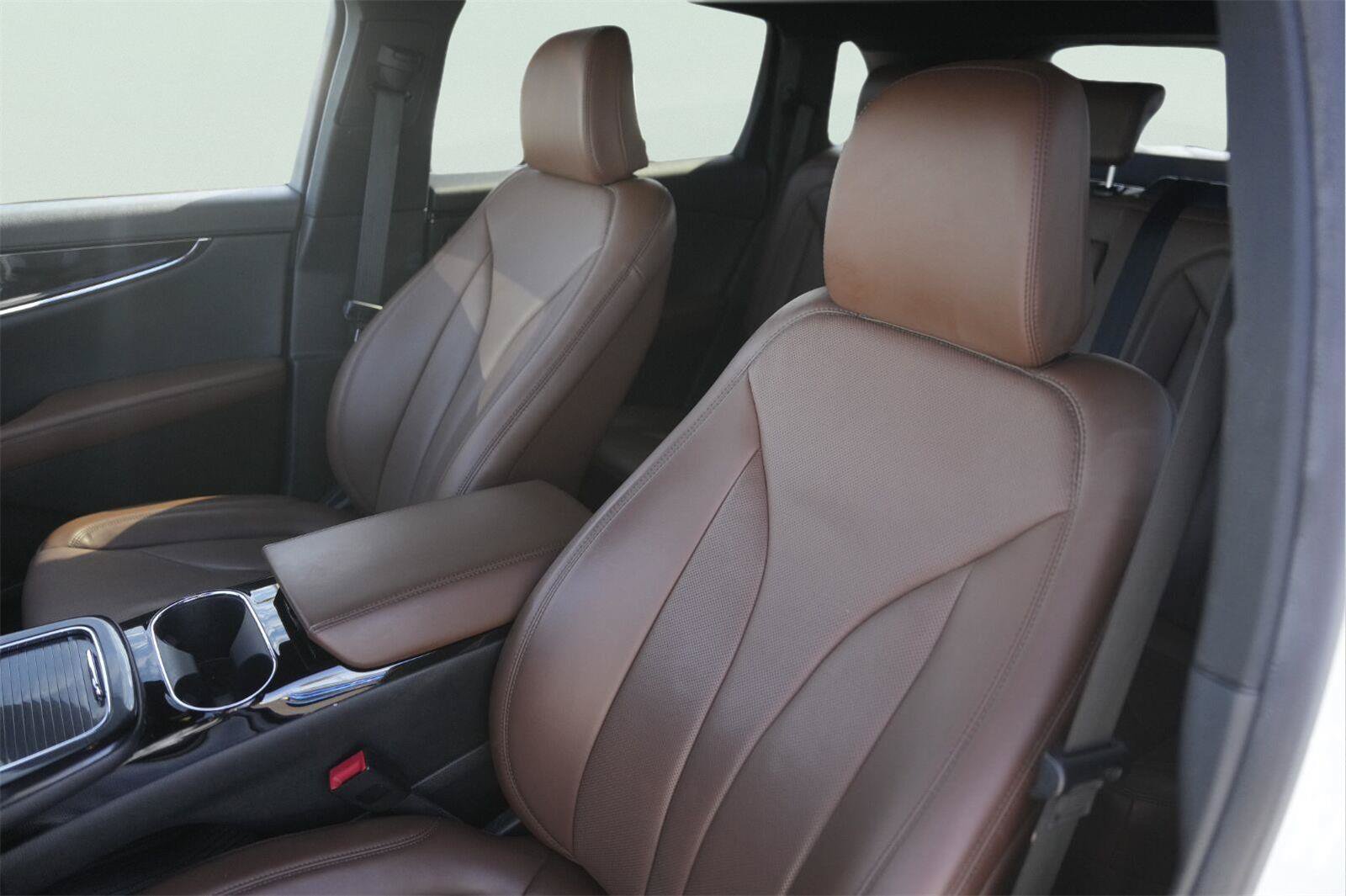 Used 2022 Lincoln Nautilus Reserve w/ Luxury Package FWD image 10