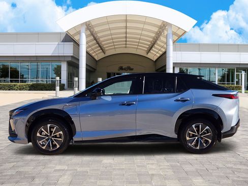 Used 2024 Lexus RZ 450e Premium image 3