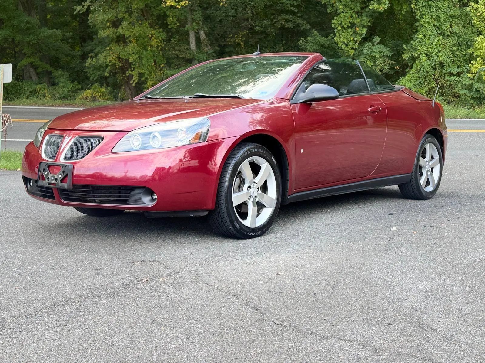 Used 2008 Pontiac G6 GT w/ Sport Package FWD image 4