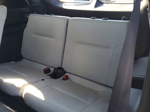 Used 2022 Mitsubishi Outlander SEL image 13